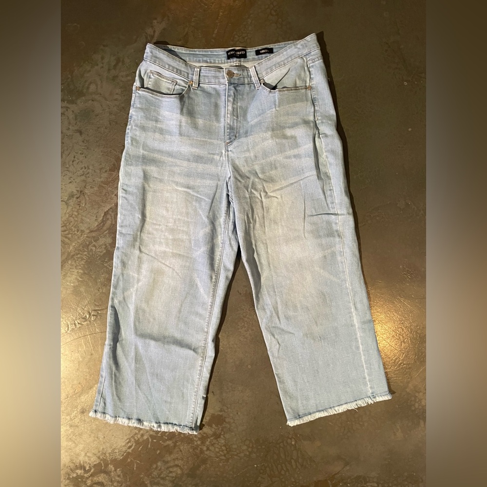 Susan Graver Women’s Relaxed Light Denim Jeans